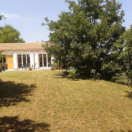 Сasa de vacaciones Entre Nimes Et Arles *