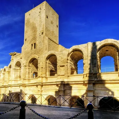 Entre Nimes Et Arles Сasa de vacaciones Bellegarde (Gard)